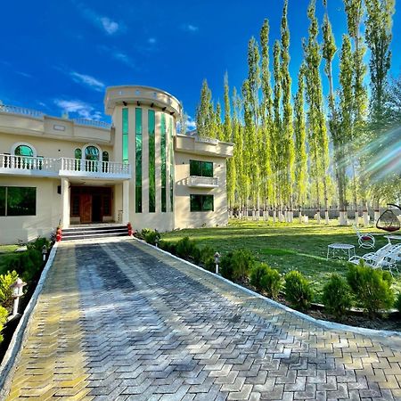 Skardu Saraye Hotel & Resort Exterior foto
