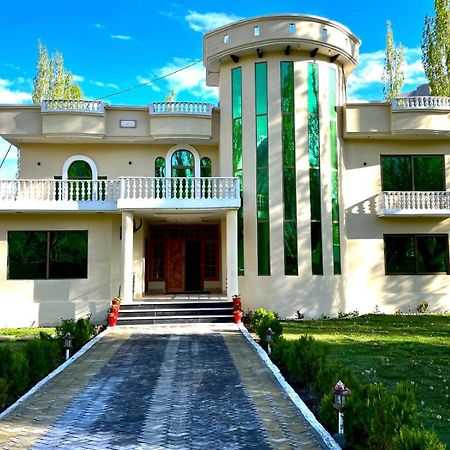 Skardu Saraye Hotel & Resort Exterior foto